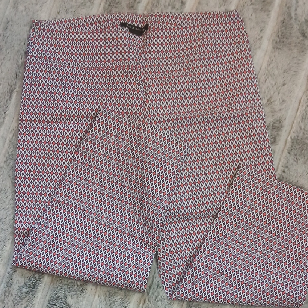 Zac & Rachel Red and White Diamond Pattern Pants